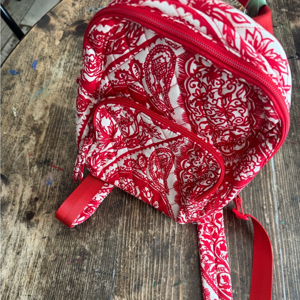 VERA BRADLEY Red & White “mini banbury “Backpack in paisley key pattern/SO CUTE